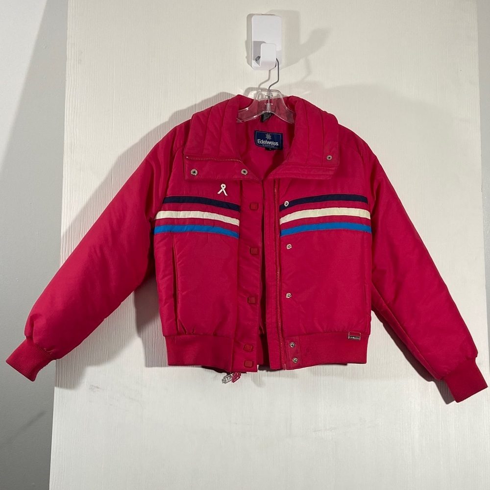 Stylish Pink Puffer Jacket with Stripes